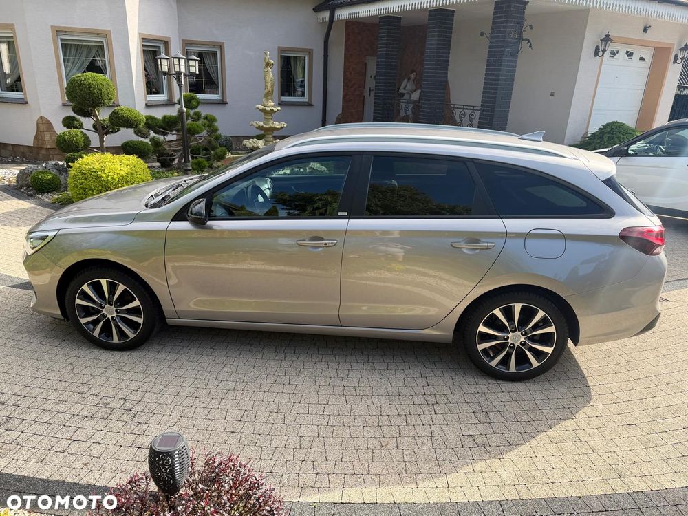 Hyundai i30 1.6 CRDI Prime - 10