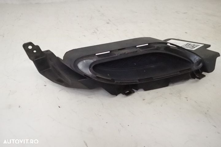 Ornament Tips Evacuare Falsa Dreapta Originala In Stare Buna Mercedes- - 2