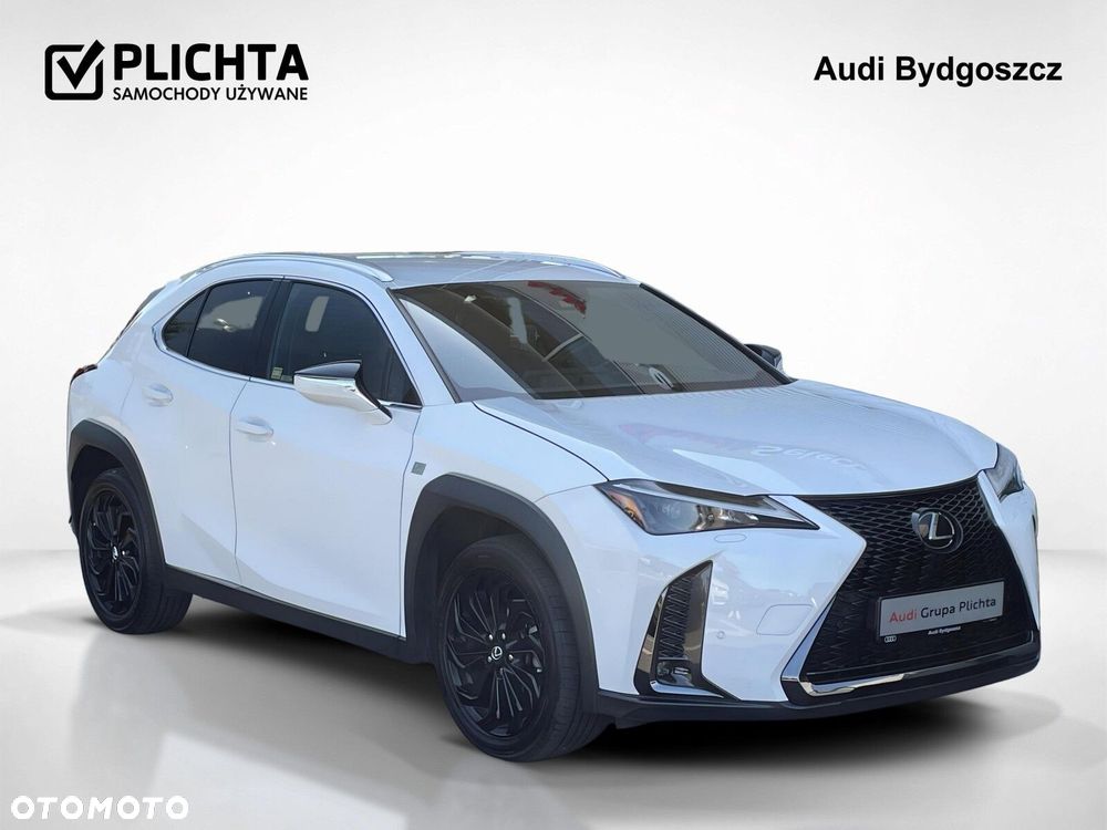 Lexus UX - 8