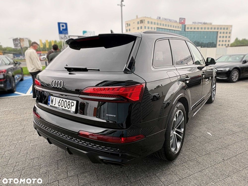 Audi Q7 - 10