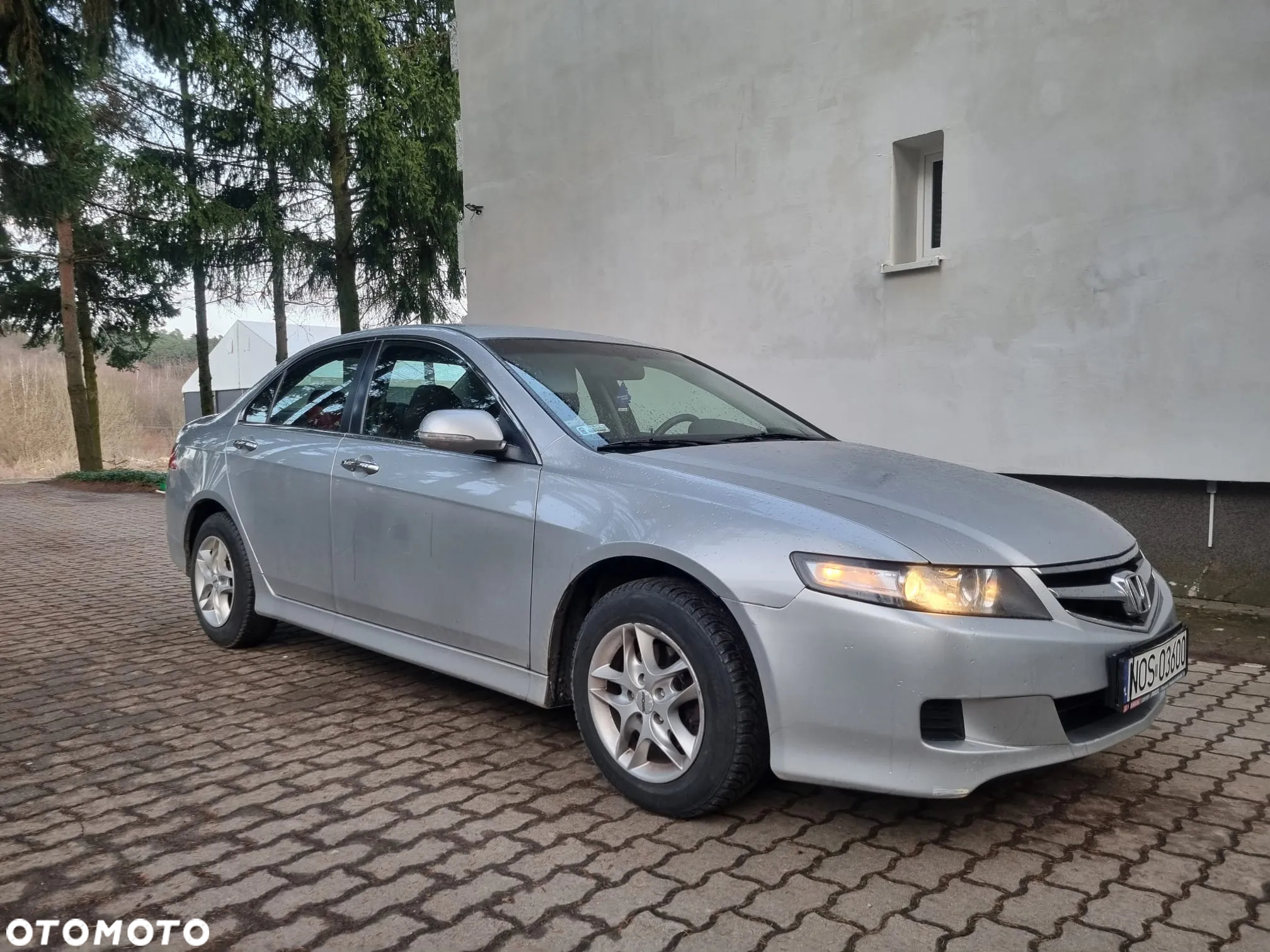 Honda Accord - 4
