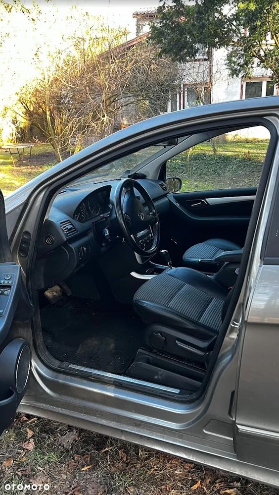 Mercedes-Benz Klasa A 200 Autotronic Avantgarde - 11