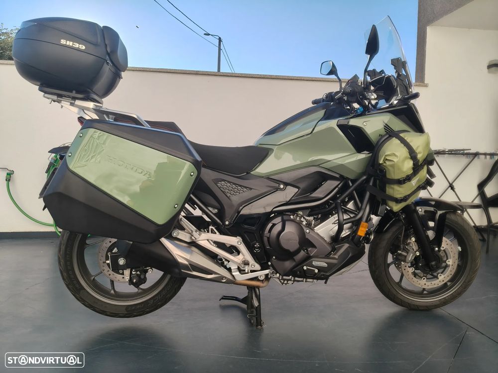 Honda NC750X - 1