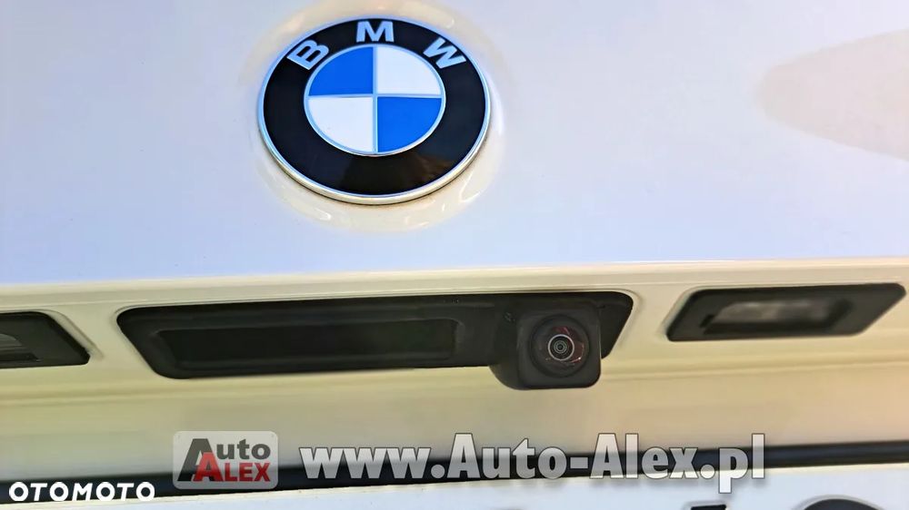 BMW Seria 5 518d - 23
