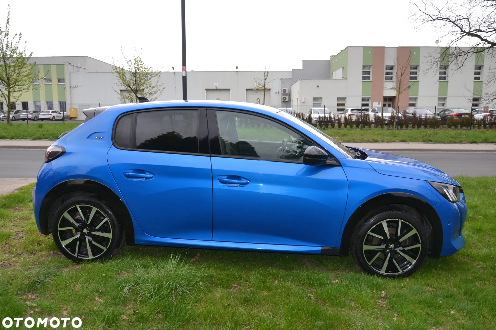 Peugeot 208 PureTech 100 GT Pack - 19