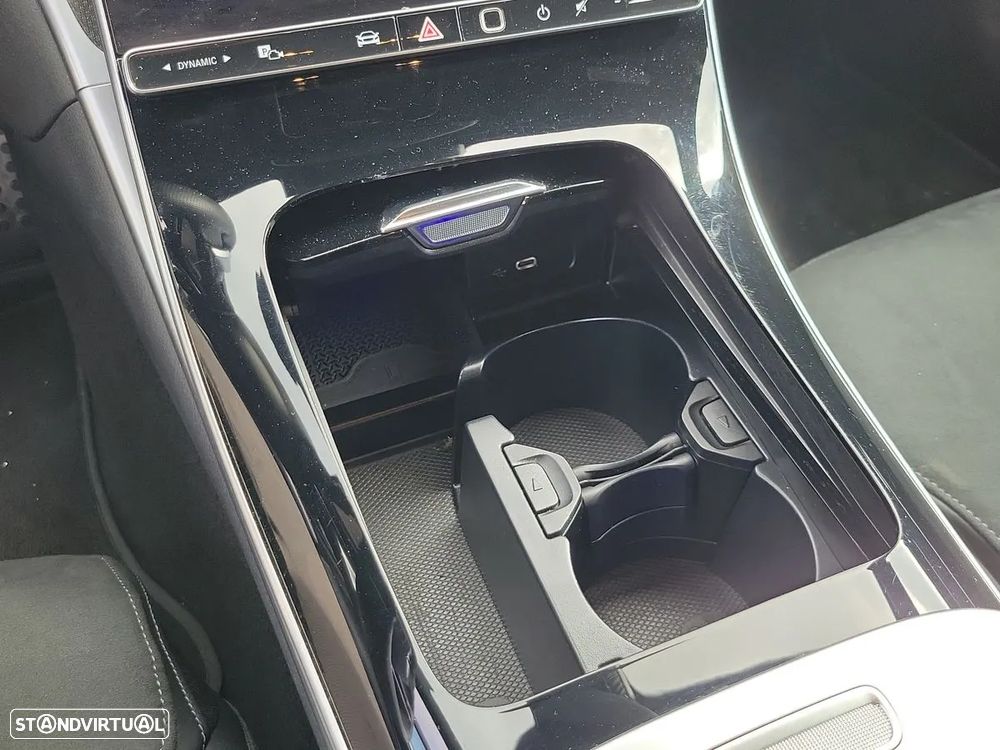 Mercedes-Benz C 300 d AMG Line - 21