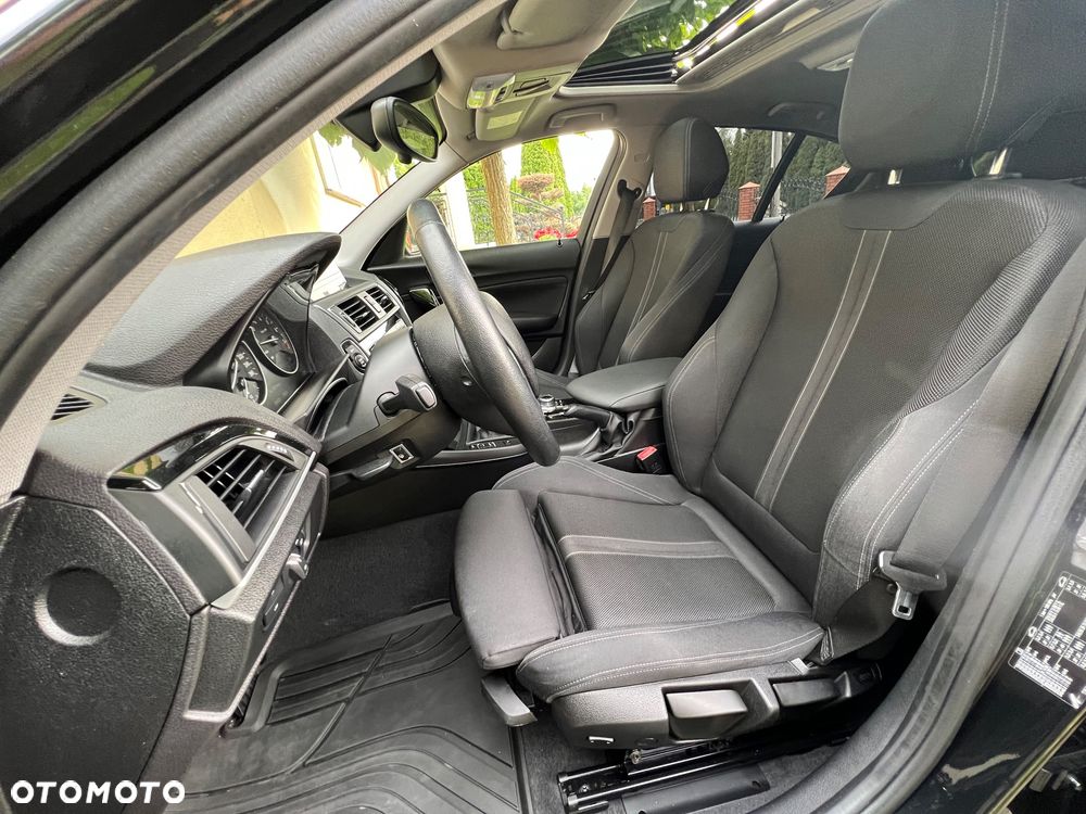 BMW Seria 1 120i Sport Line - 13