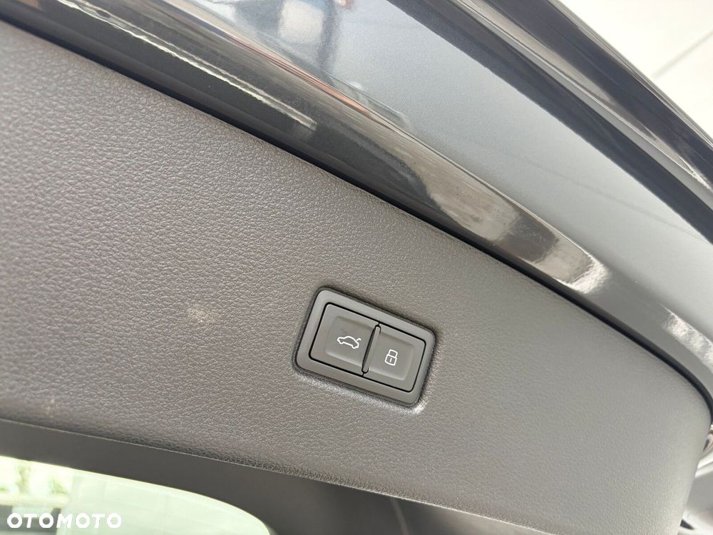 Audi Q5 Sportback - 34
