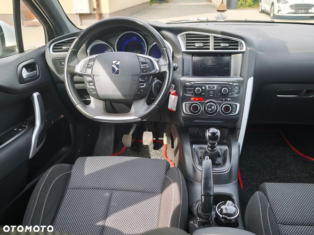 Citroën DS4 HDi 110 Chic - 18