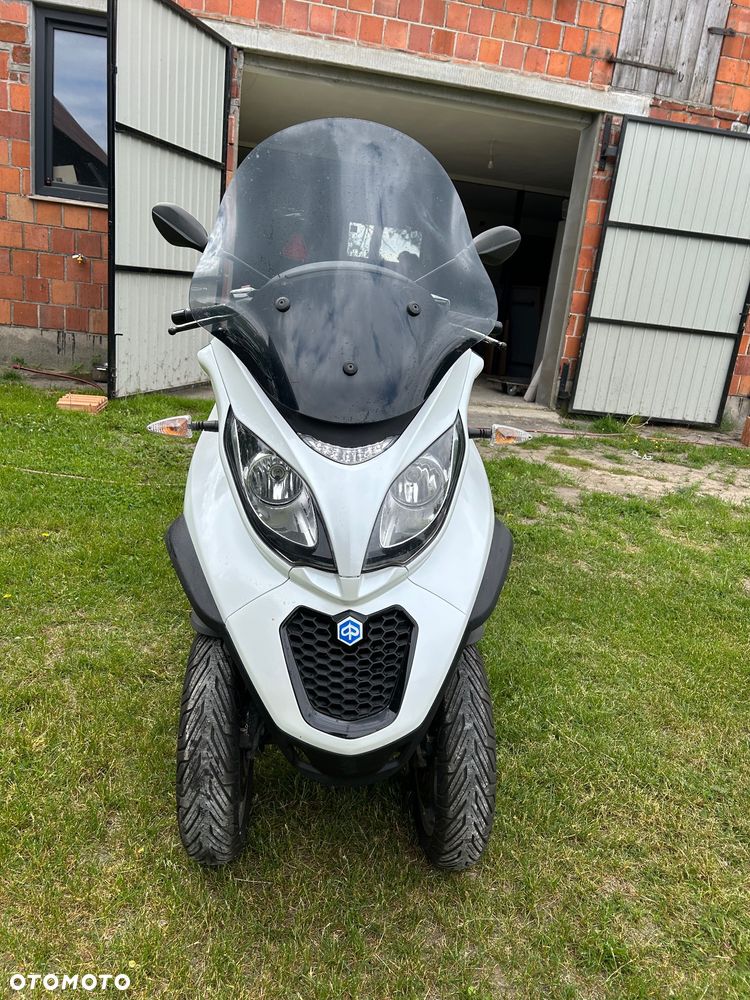Piaggio MP-3 - 1