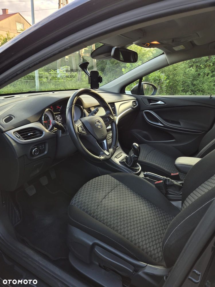 Opel Astra 1.6 CDTI Sport - 10