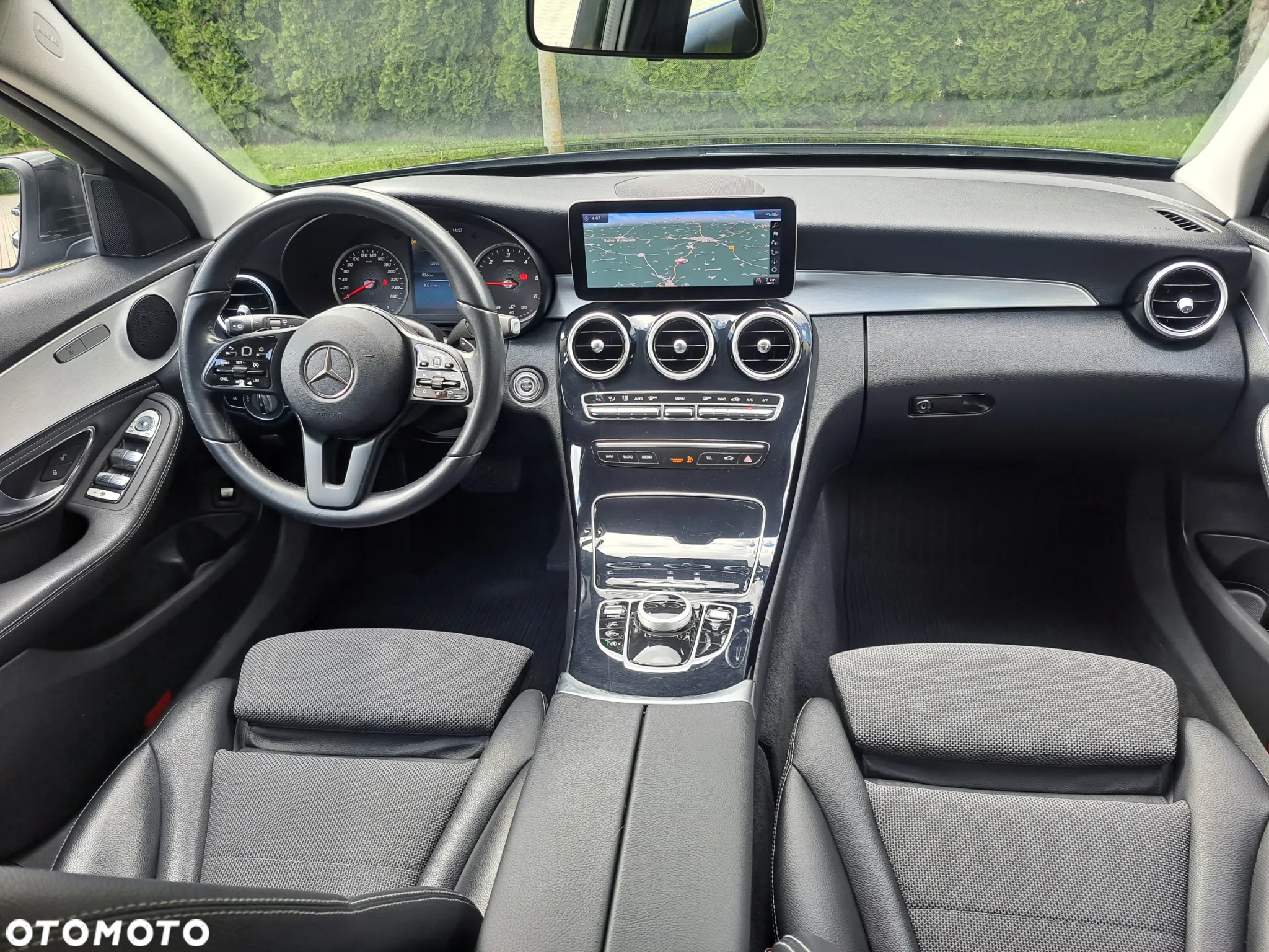 Mercedes-Benz Klasa C 220 d T 9G-TRONIC Avantgarde - 8