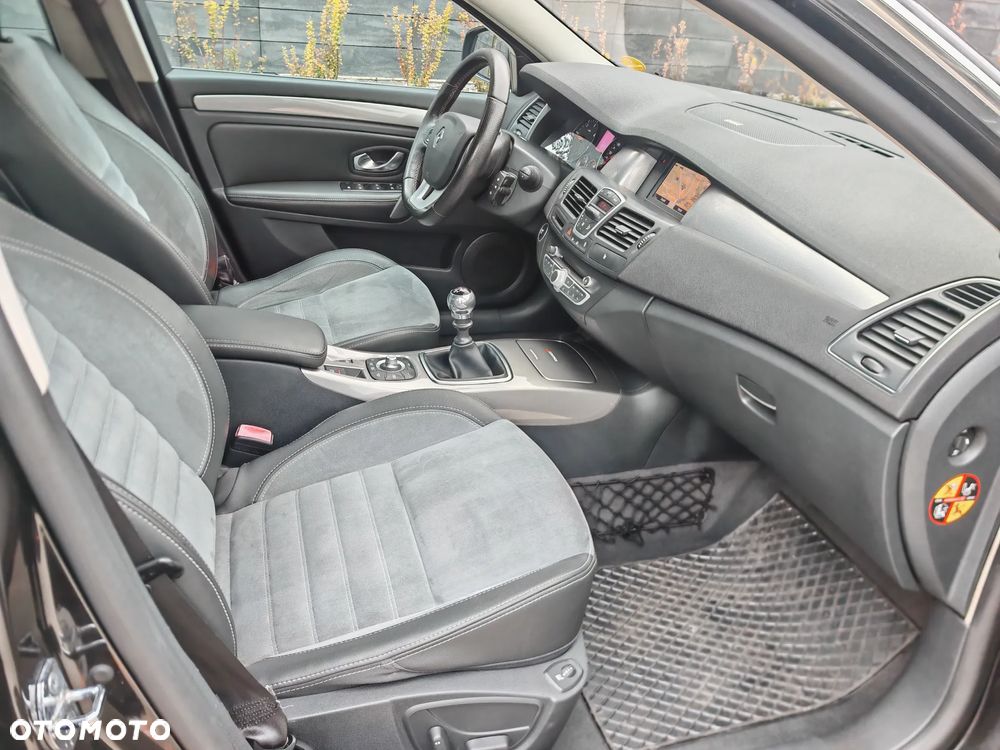 Renault Laguna Grandtour dCi 180 FAP GT - 25