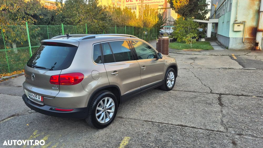 Volkswagen Tiguan 1.4 TSI BlueMotion Technology Lounge Sport & Style - 11