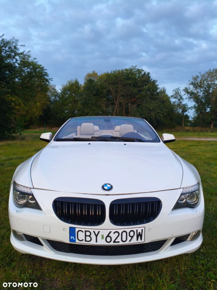 BMW Seria 6 650 i - 12