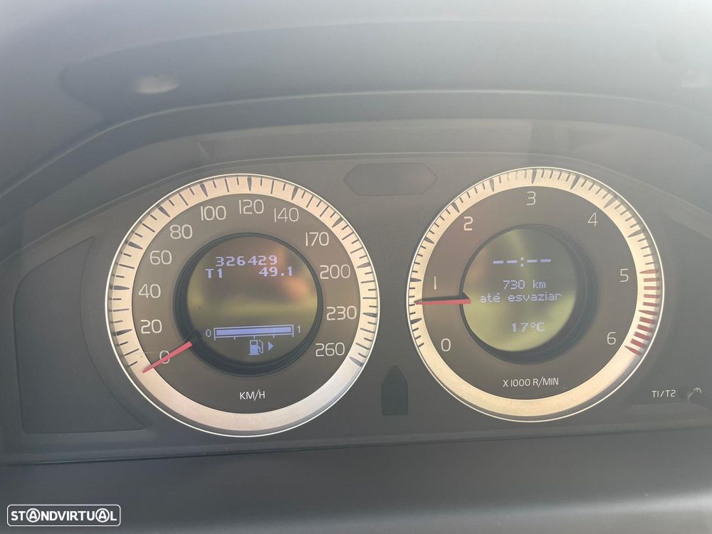 Volvo XC 60 2.0 D3 Drive - 13