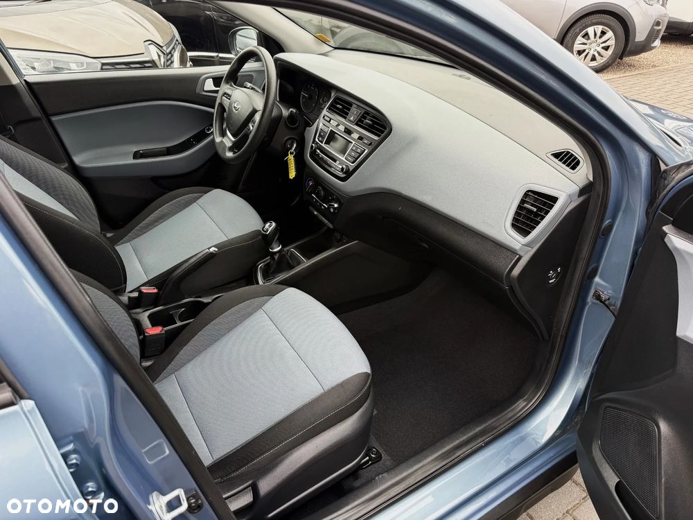 Hyundai i20 1.4 CRDi Comfort EU5 - 12
