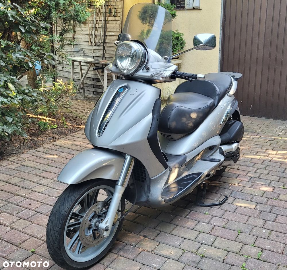 Piaggio Beverly - 16