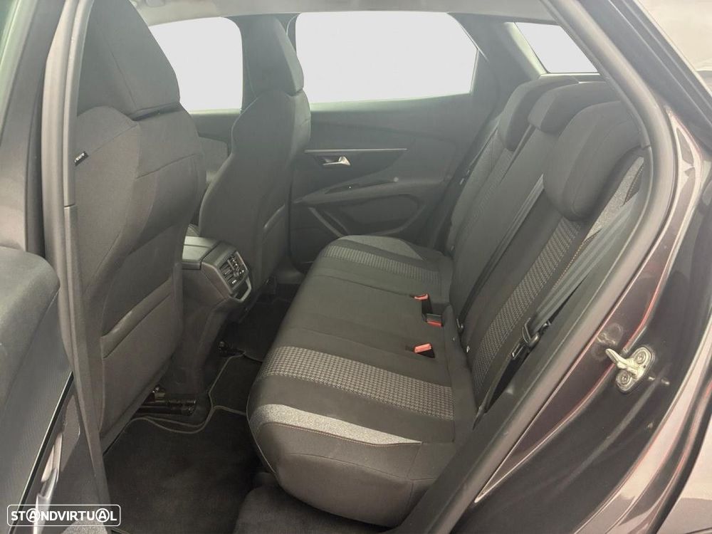 Peugeot 3008 PureTech 130 Stop & Start GPF EAT8 Active - 11