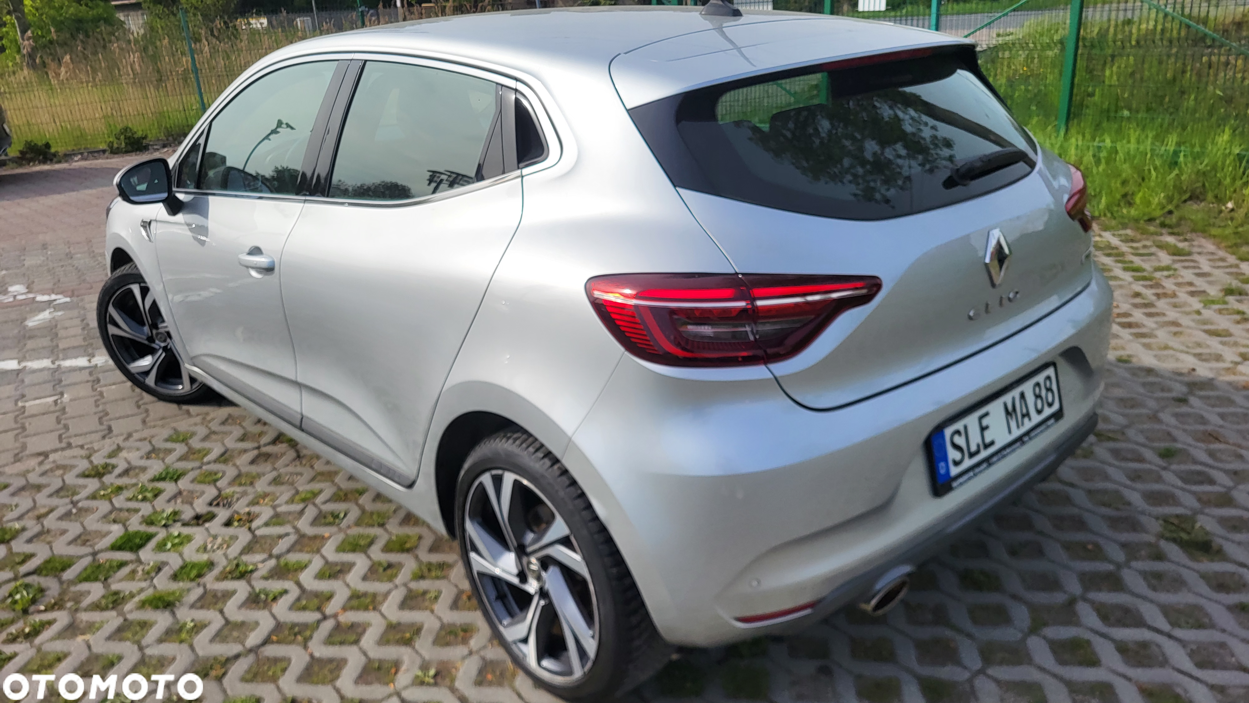Renault Clio 1.3 TCe R.S Line EDC - 3