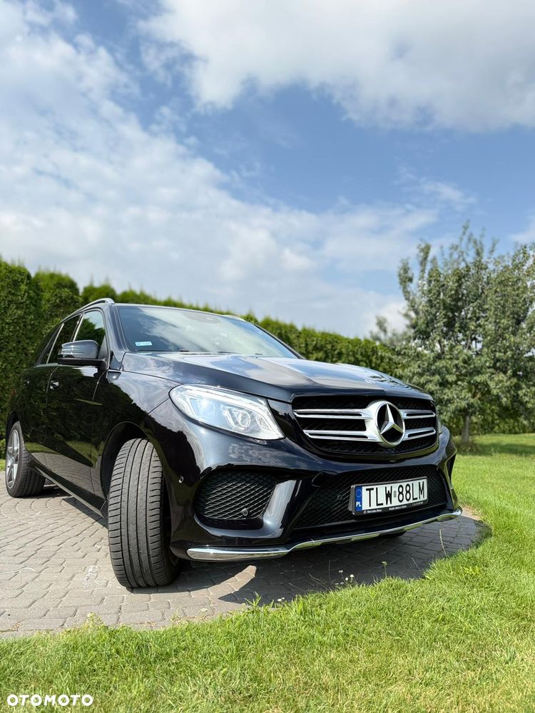 Mercedes-Benz GLE 350 d 4Matic 9G-TRONIC AMG Line - 2