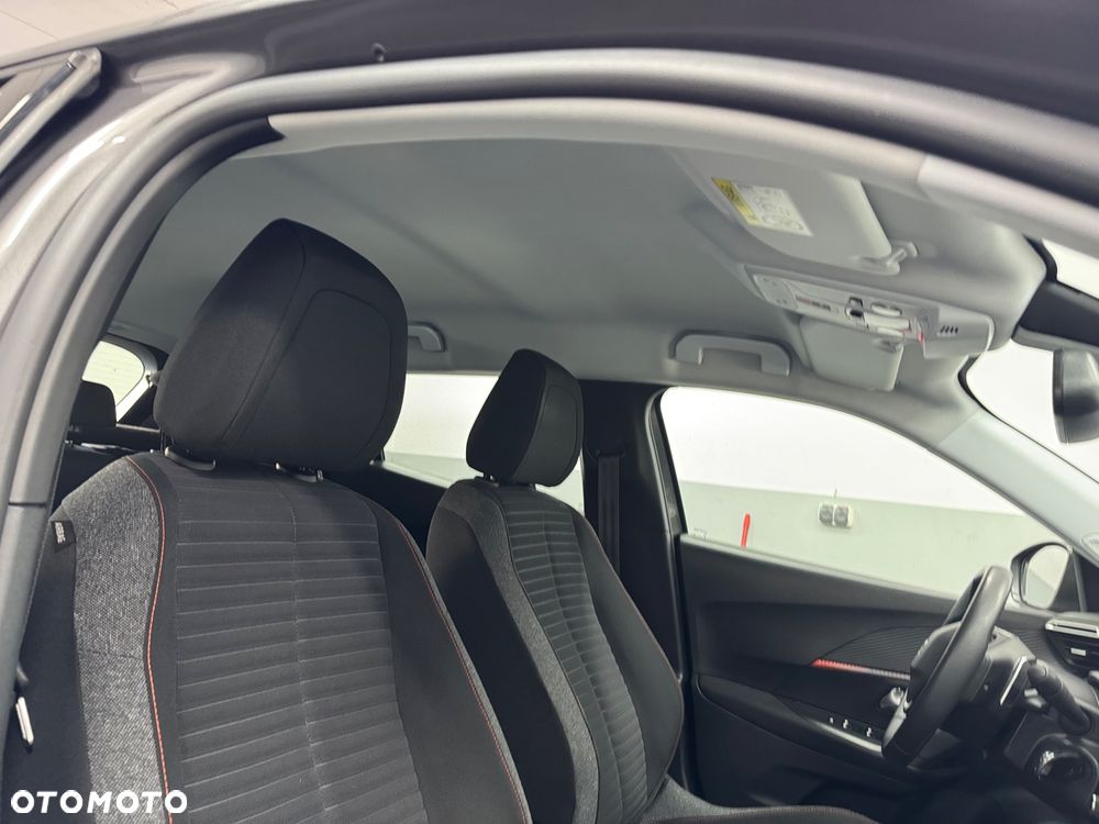 Peugeot 2008 1.5 BlueHDi Allure S&S EAT8 - 30