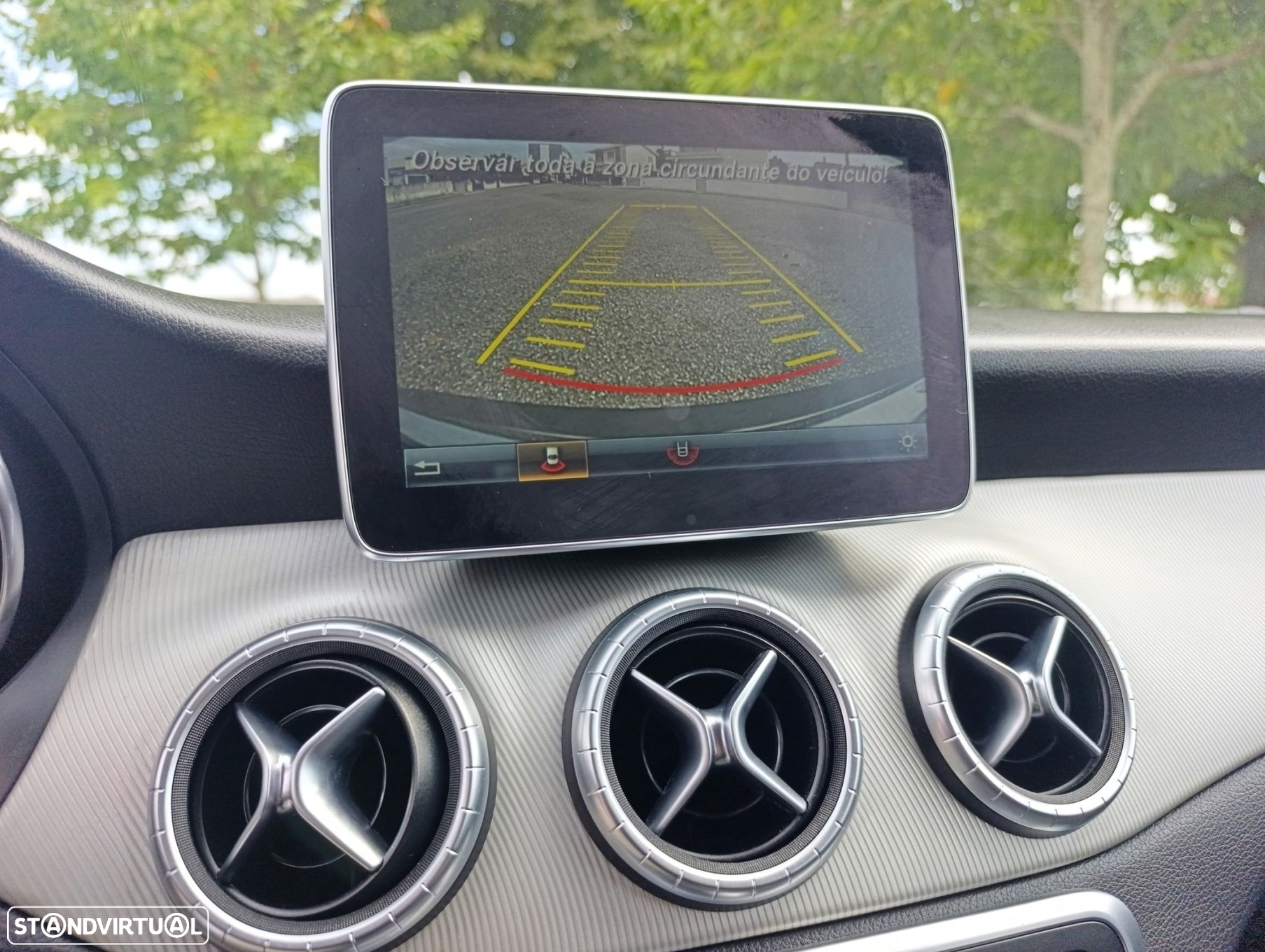 Mercedes-Benz CLA 180 Shooting Brake d BlueEFFICIENCY Edition - 10