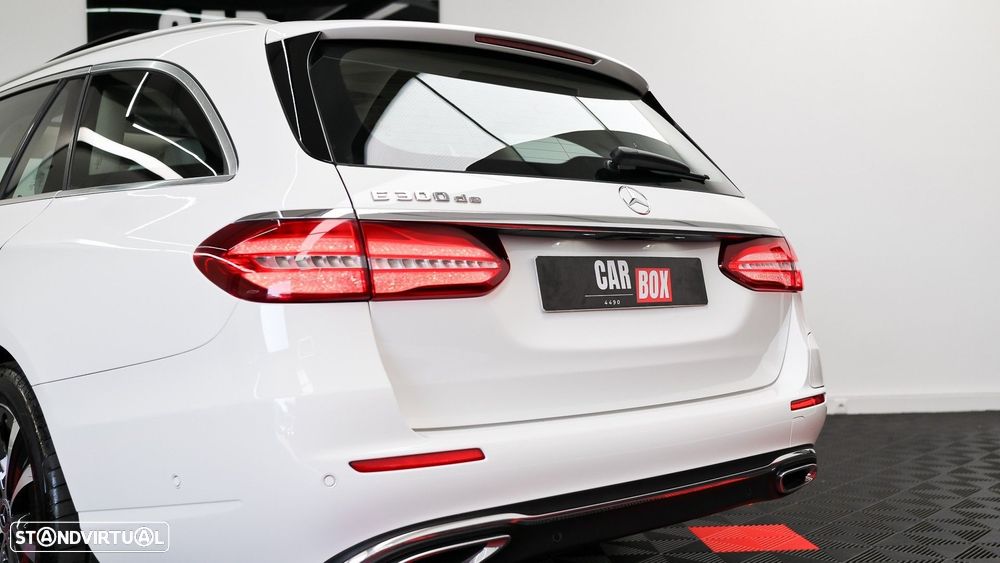 Mercedes-Benz E 300 de 4Matic T 9G-TRONIC Avantgarde - 22