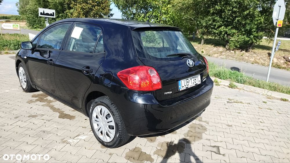 Toyota Auris - 4