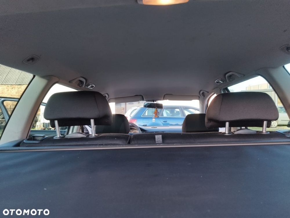 Volkswagen Passat 1.9 TDI - 17