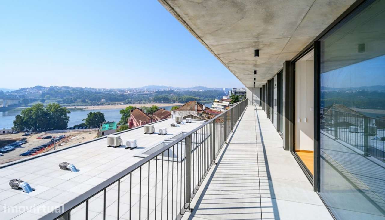 Apartamento T2 com vistas para o rio Douro no Porto - Grande imagem: 2/19