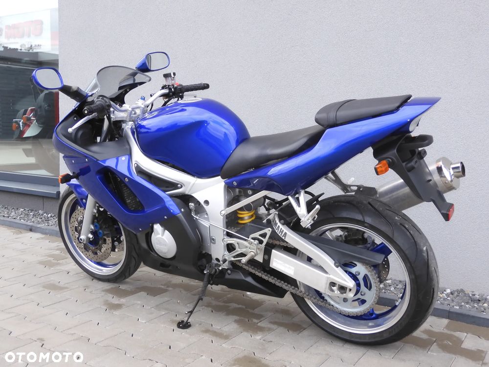 Yamaha R6 - 27