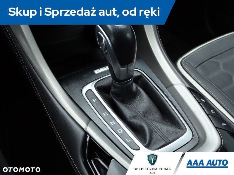 Ford Mondeo - 15