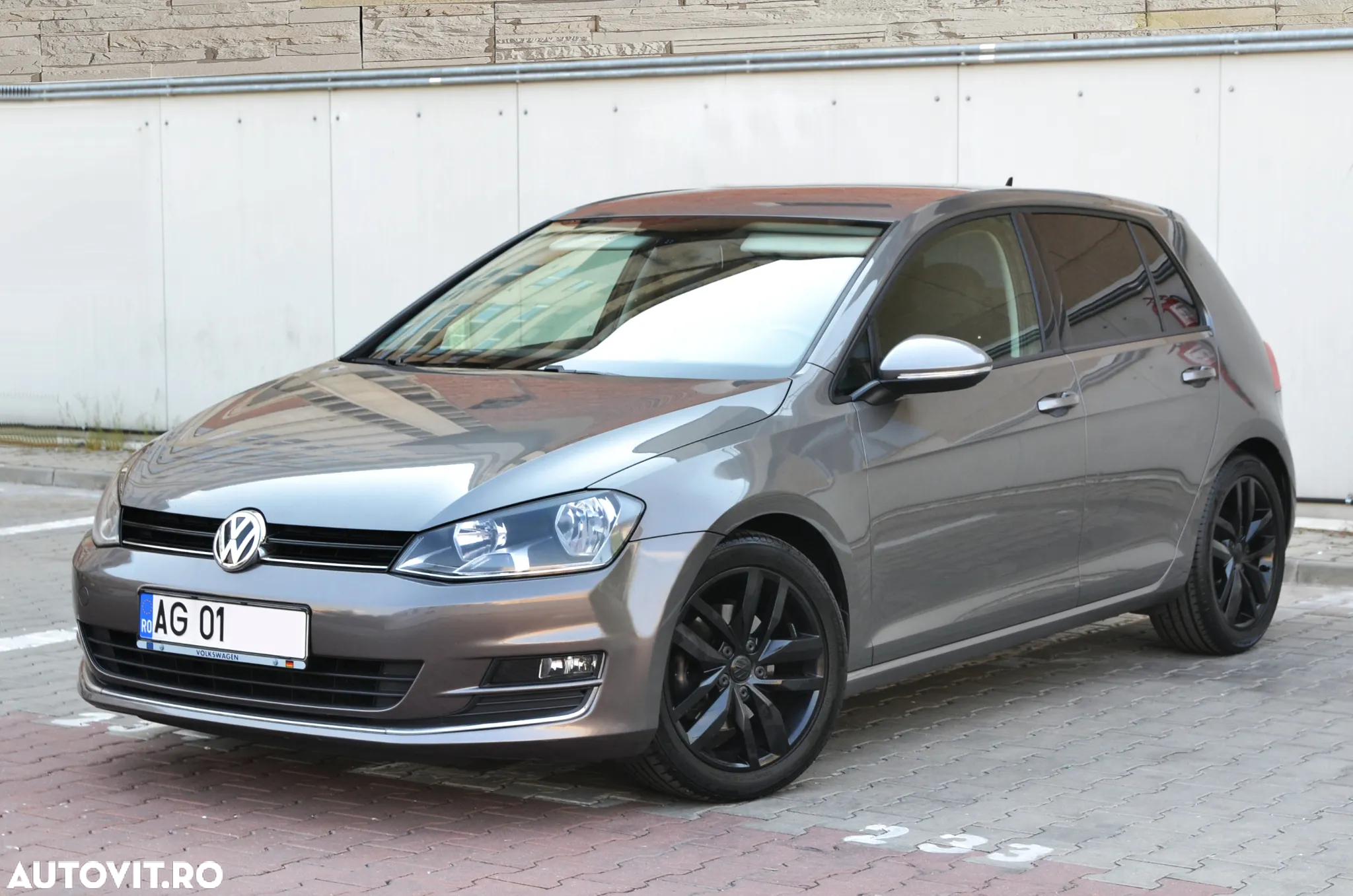 Volkswagen Golf 1.4 TSI BlueMotion Technology DSG Comfortline - 2
