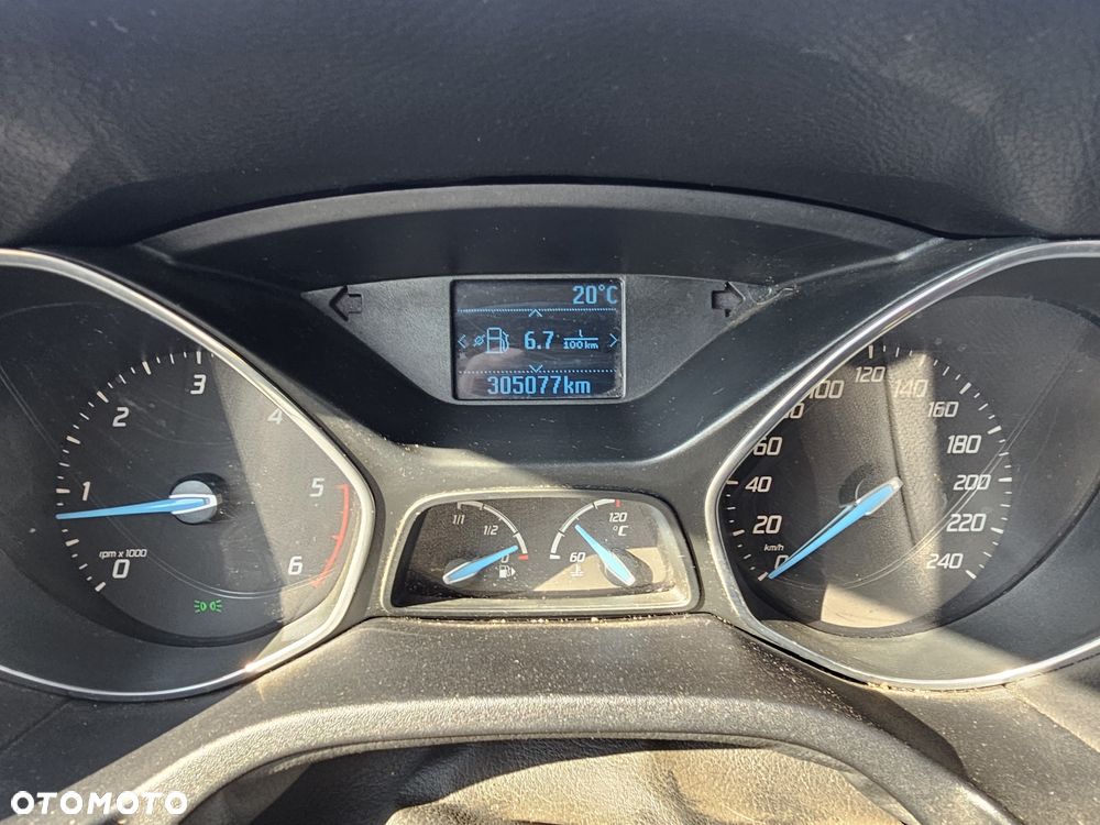 Ford Focus - 8