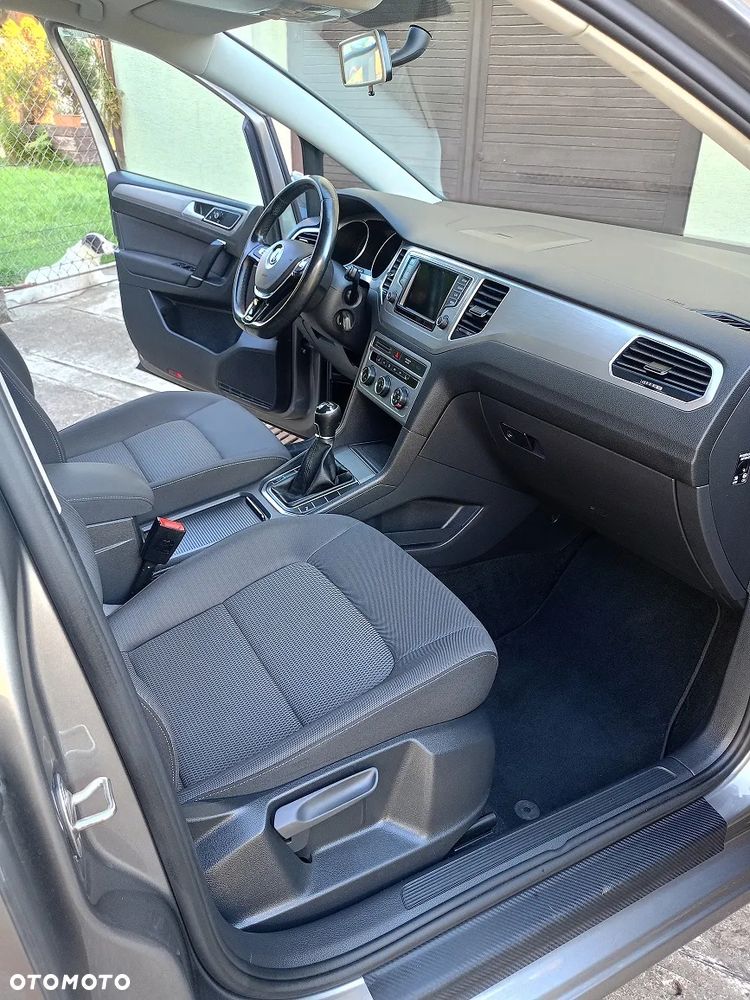 Volkswagen Golf 1.6 TDI BlueMotion Trendline - 9