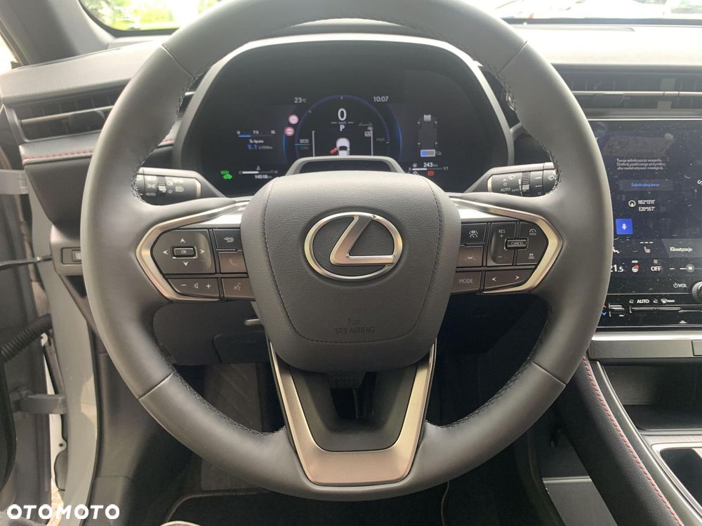 Lexus LBX 1.5 Hybrid Emotion - 12