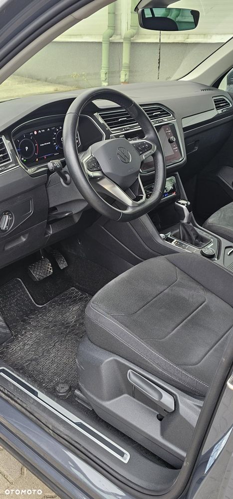 Volkswagen Tiguan - 8