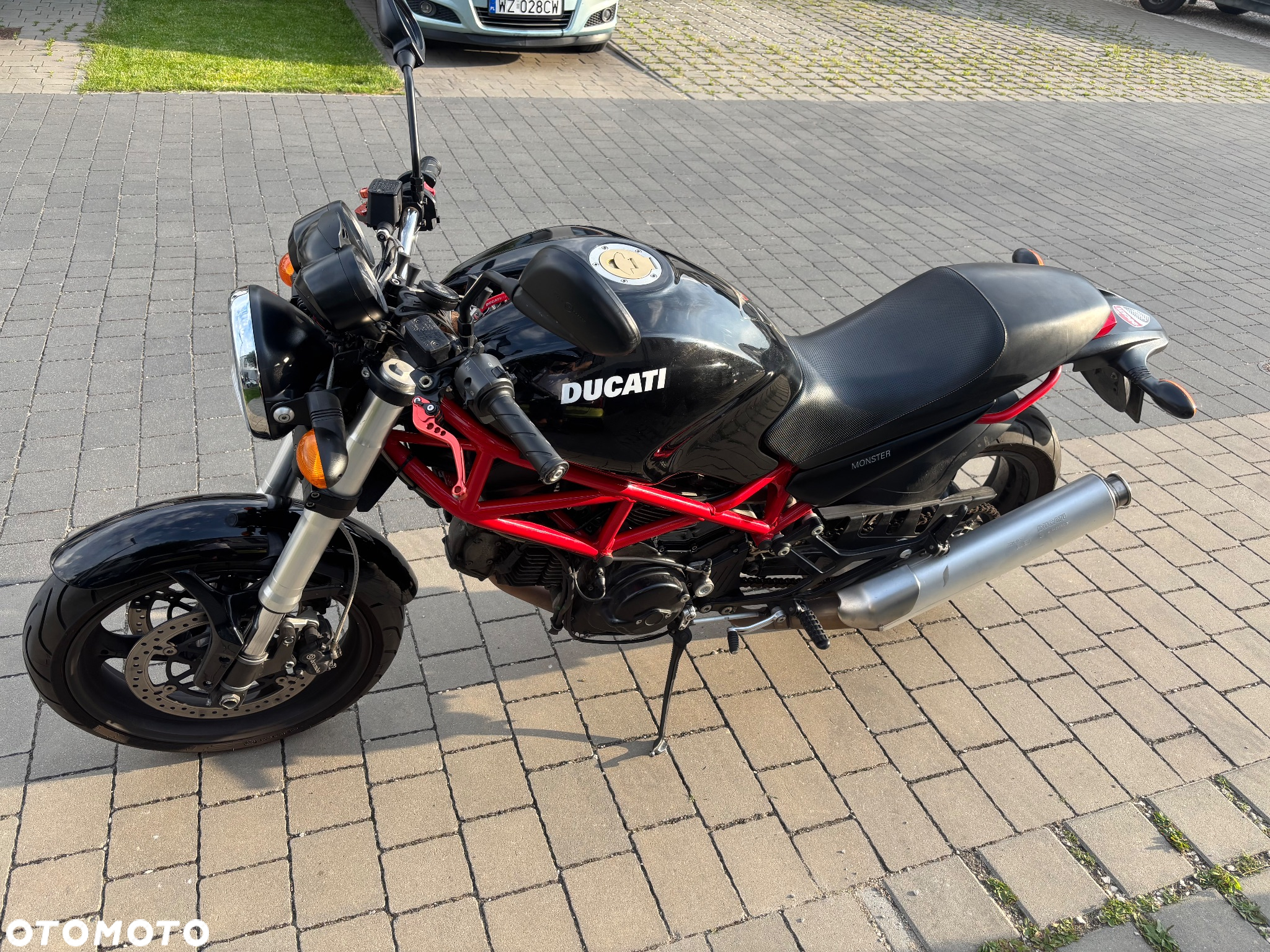Ducati Monster - 4