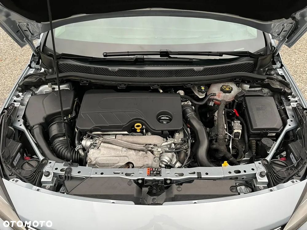 Opel Astra 1.6 BiTurbo D (CDTI) Start/Stop Innovation - 39