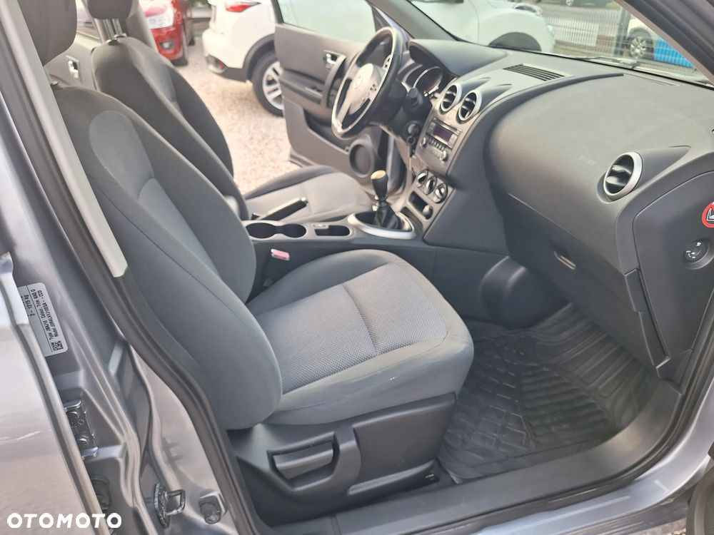 Nissan Qashqai+2 2.0 Acenta - 23