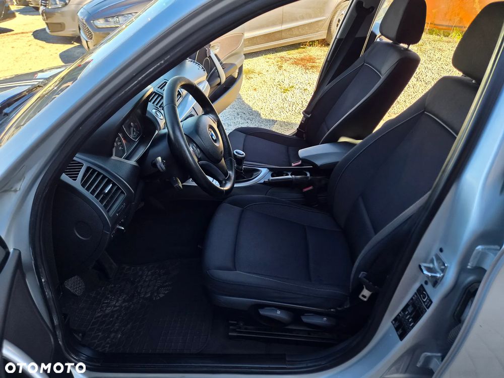 BMW Seria 1 - 18