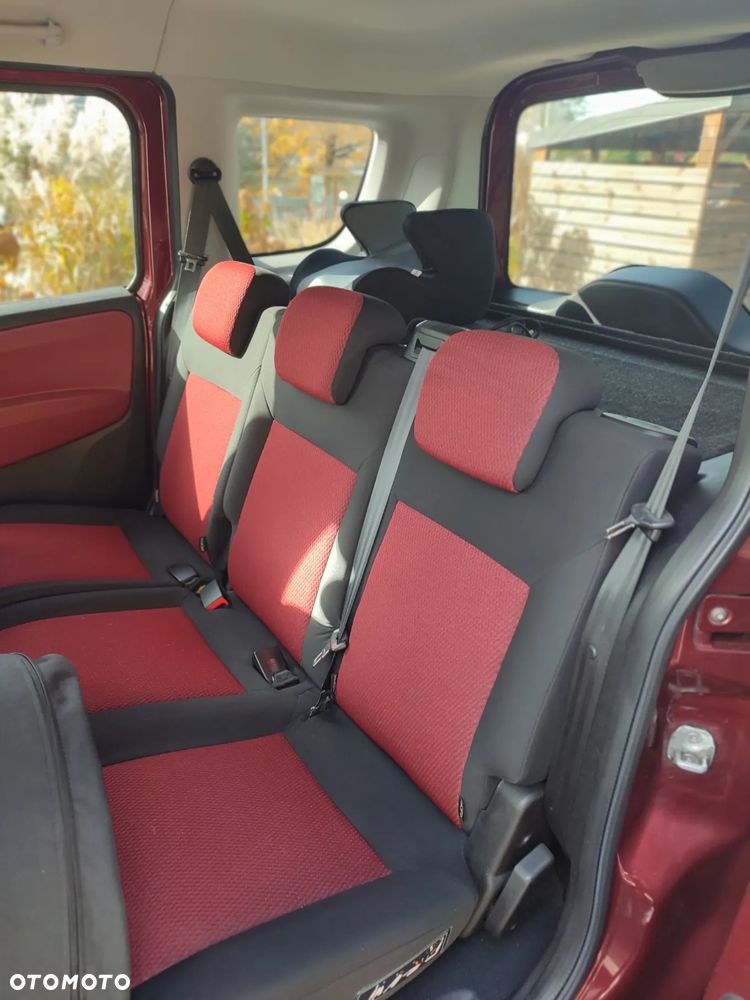 Fiat Doblo 1.4 16V Dynamic - 9