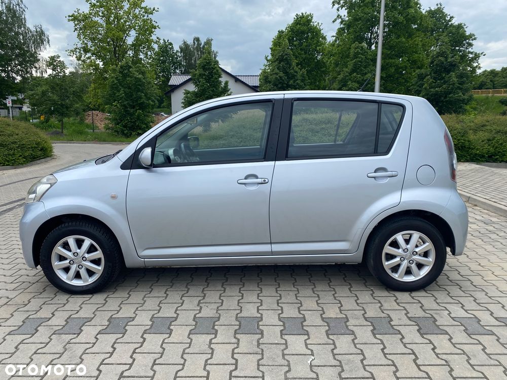 Daihatsu Sirion 1.3 - 5