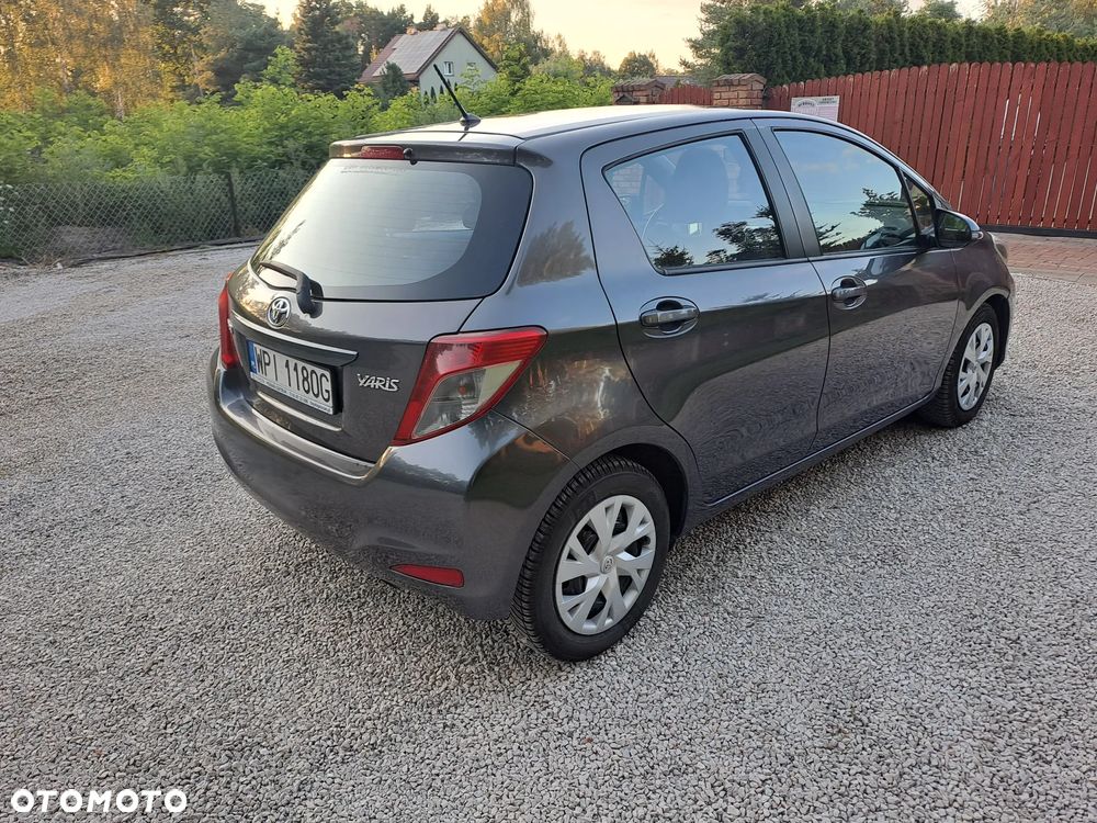 Toyota Yaris 1.4 D-4D Active - 5