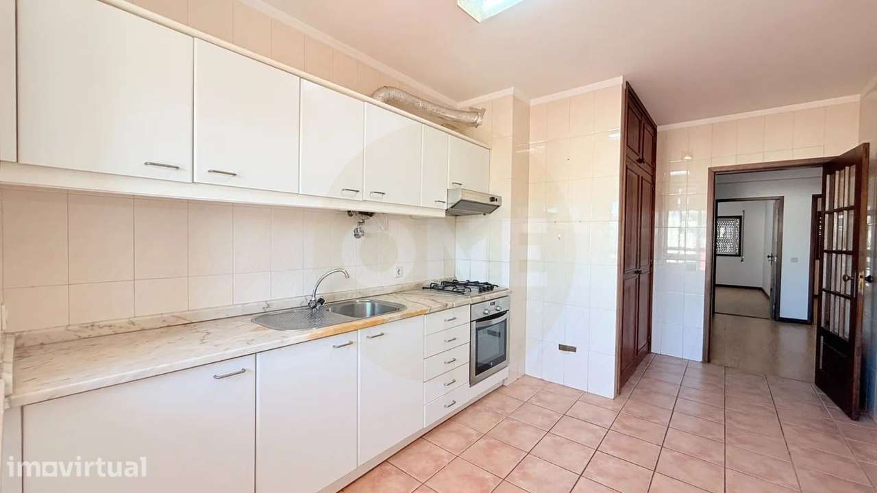 APARTAMENTO T2 NA TROFA ALAMEDA -VIVA PERTO DE TUDO COM FÁCEIS ACESSOS - Grande imagem: 2/31