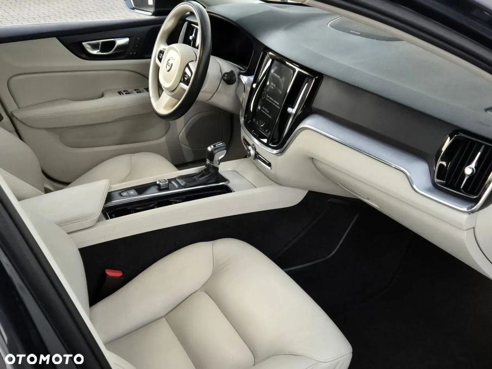 Volvo V60 - 3