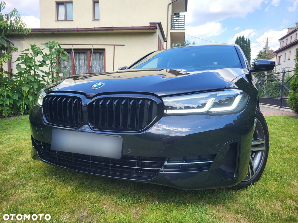 BMW Seria 5 530i xDrive mHEV Luxury Line sport - 6