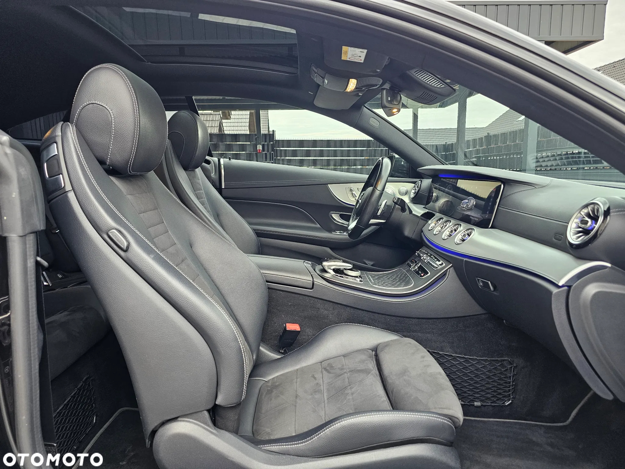 Mercedes-Benz Klasa E 220 d Coupe 4-Matic AMG - 8