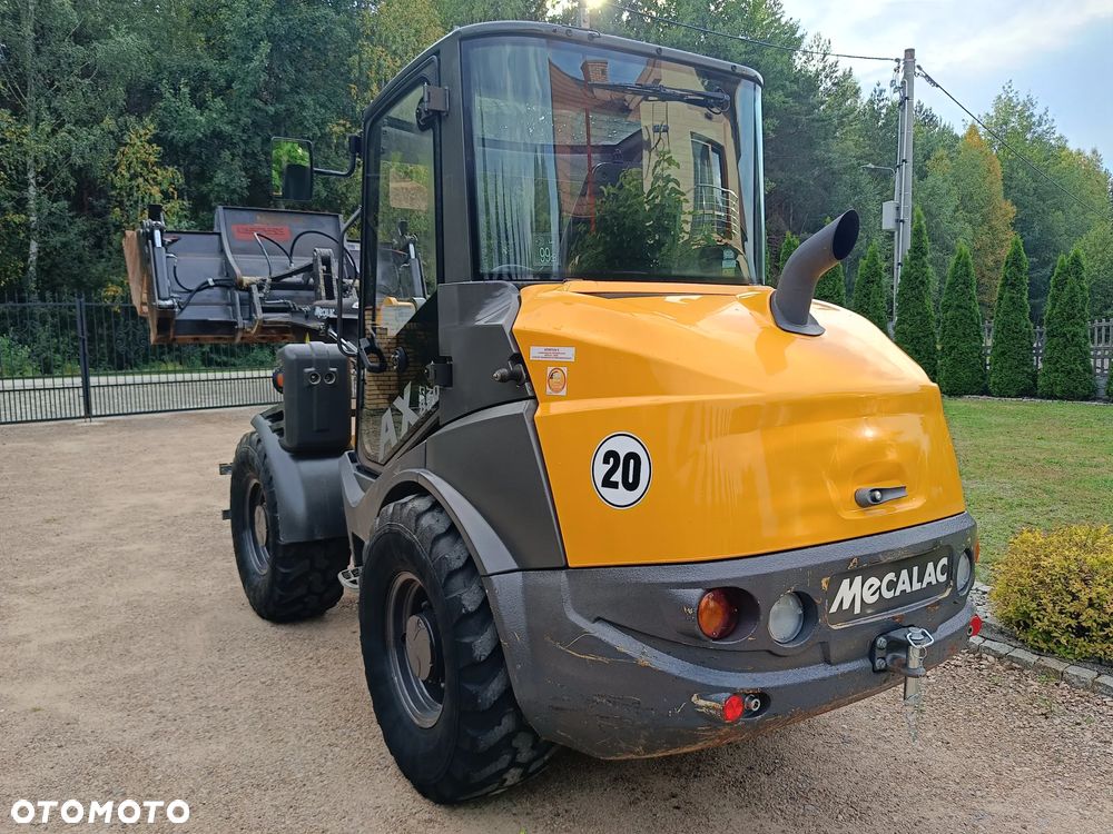 Mecalac AX 850 - 8